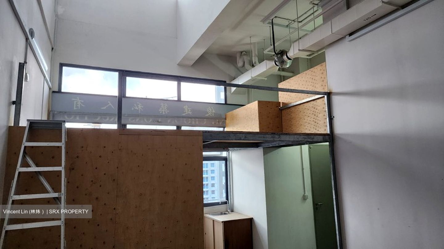 T-Space (D18), Factory #593567301
